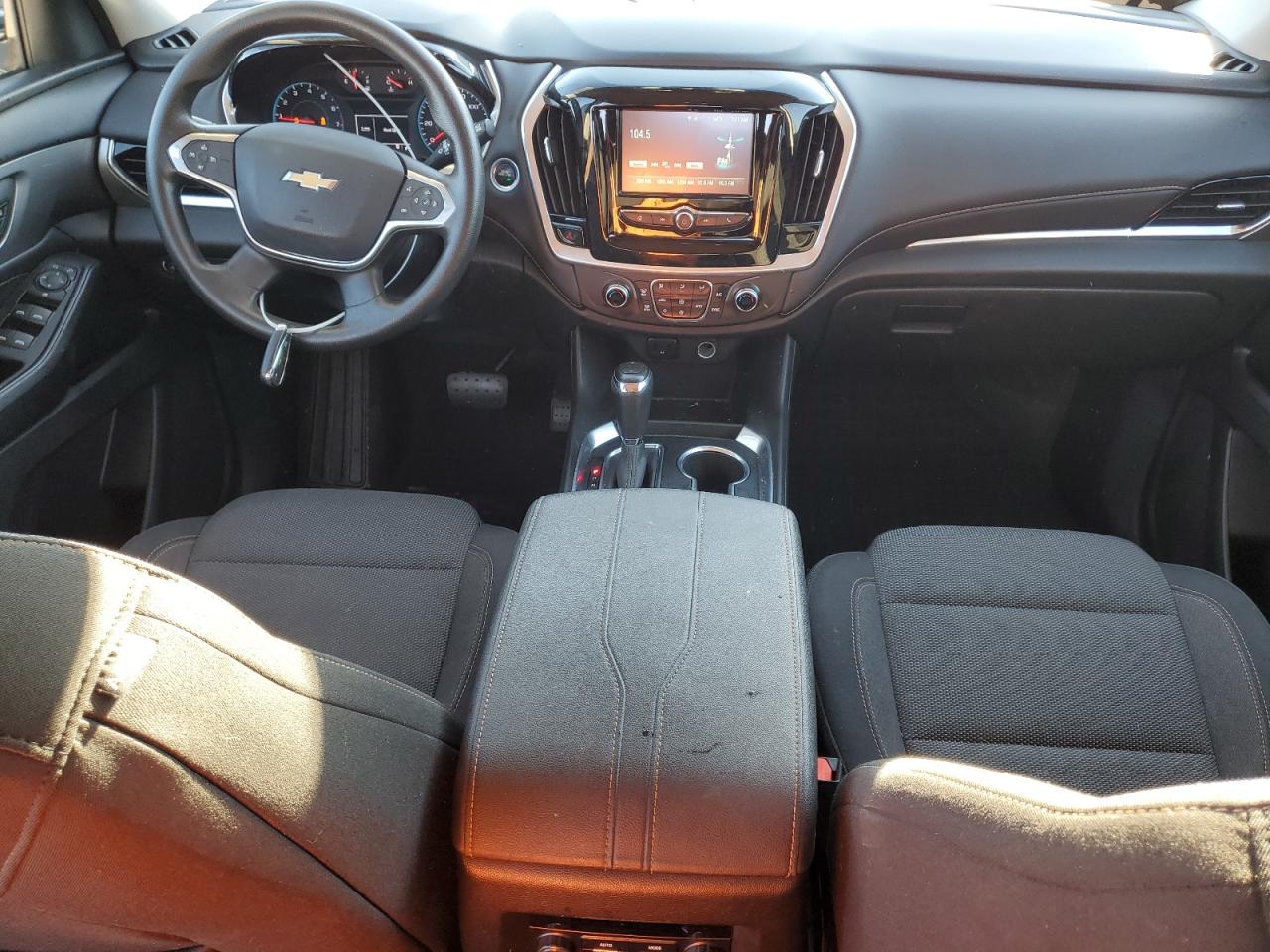 2019 Chevrolet Traverse Ls VIN: 1GNERFKW7KJ288233 Lot: 91010245