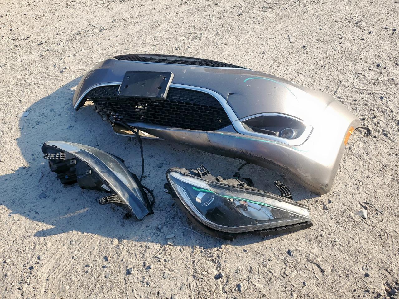 2018 Chrysler Pacifica Touring Plus VIN: 2C4RC1FG0JR157219 Lot: 84236895