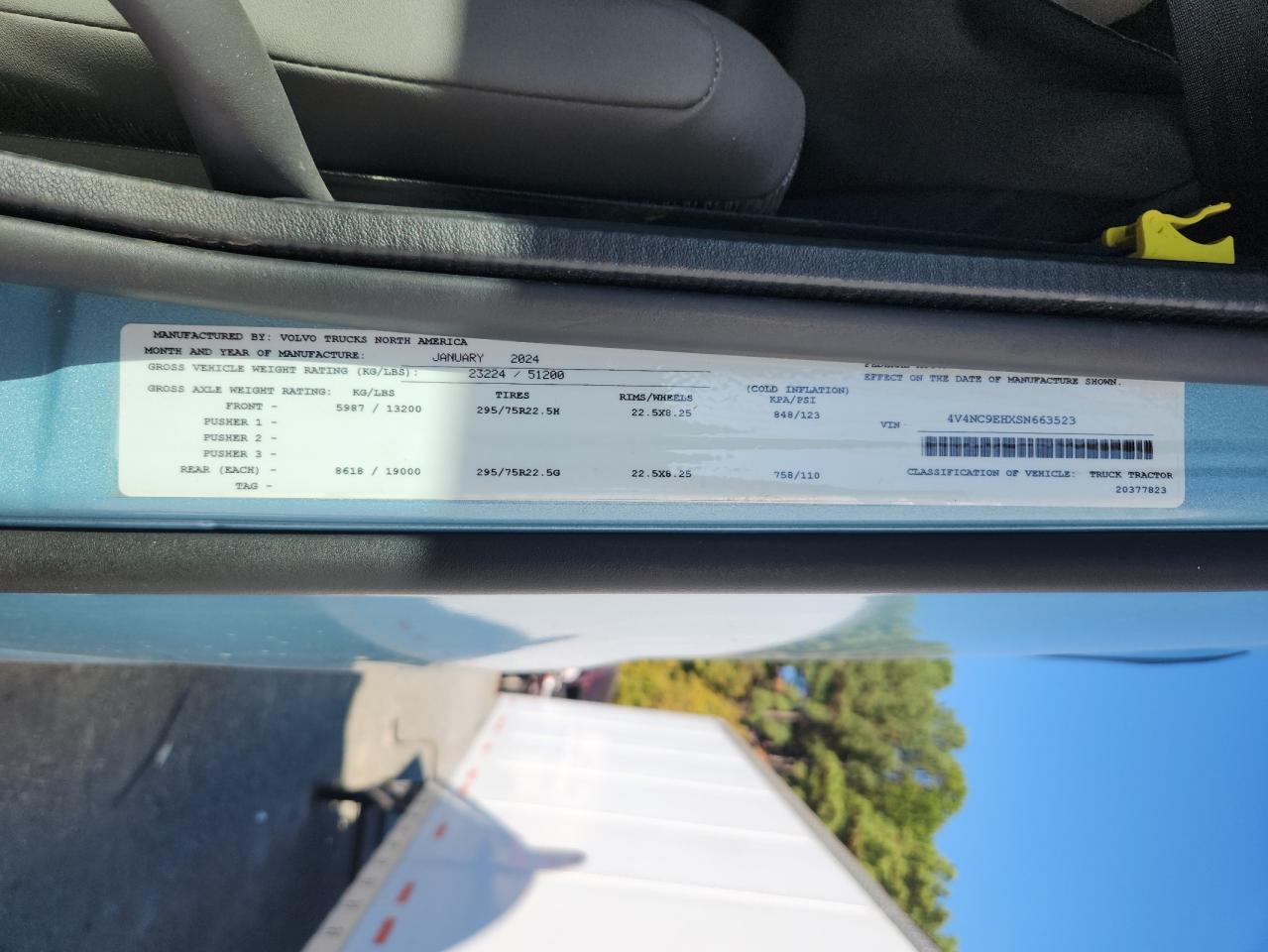 2025 Volvo Vnl Semi Truck VIN: 4V4NC9EHXSN663523 Lot: 86125015