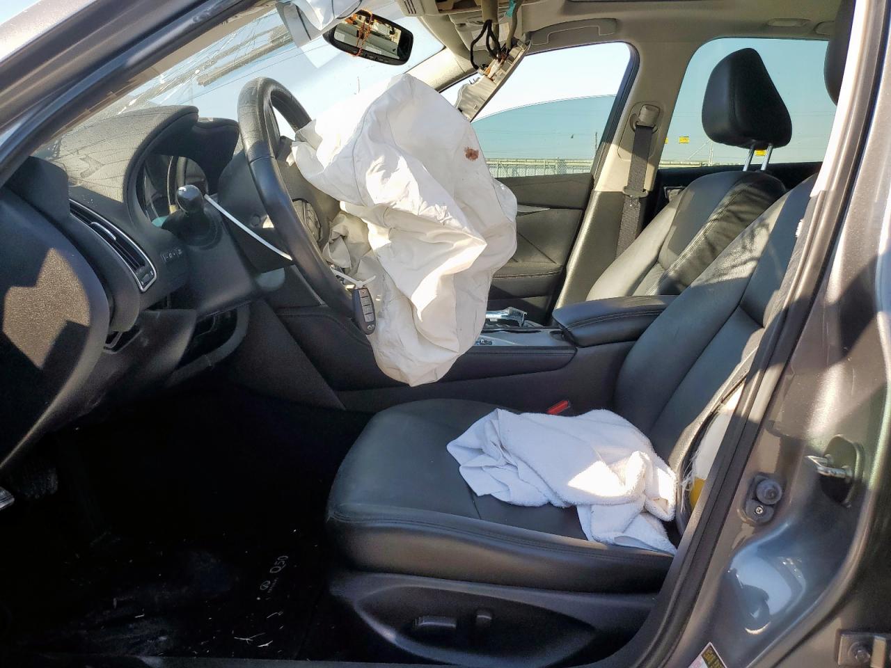 2015 Infiniti Q50 Base VIN: JN1BV7AP1FM349977 Lot: 86509895