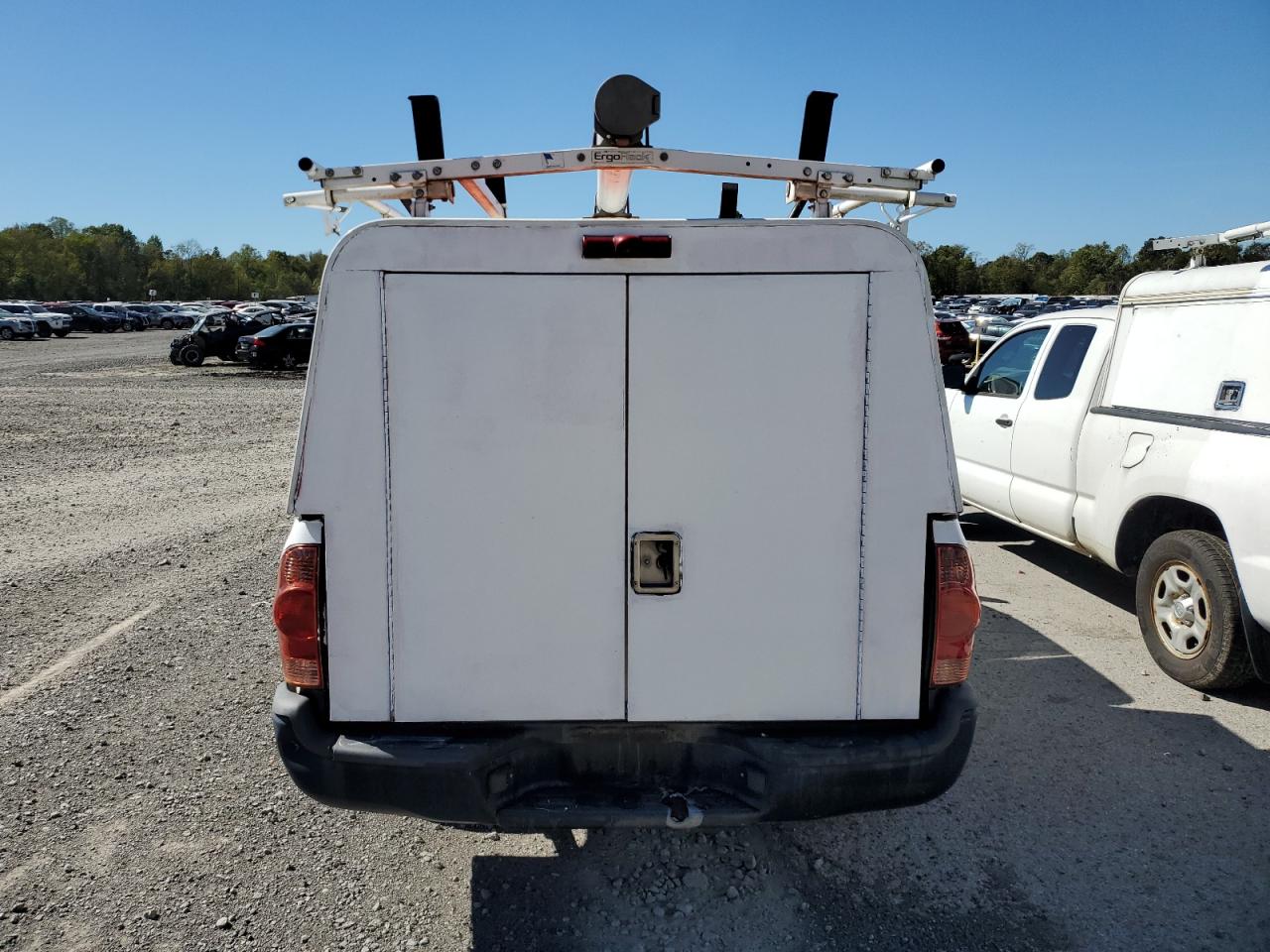 2015 Toyota Tacoma Access Cab VIN: 5TFTX4CN9FX056431 Lot: 81611145