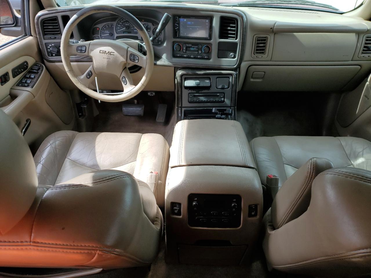 2005 GMC Yukon Denali VIN: 1GKEK63U25J138808 Lot: 82386525