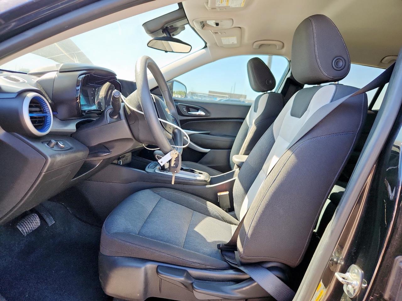 2025 Chevrolet Trax Ls VIN: KL77LFEPXSC002772 Lot: 86243465