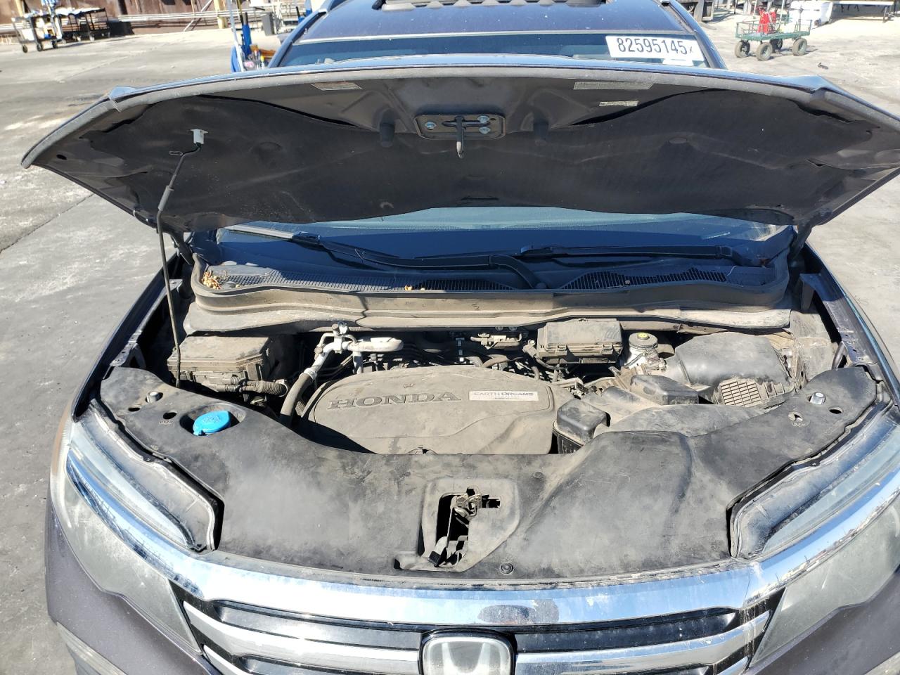 2016 Bcib Pilot Touring Awd W/ VIN: 5FNYF6H97GB085311 Lot: 82595145