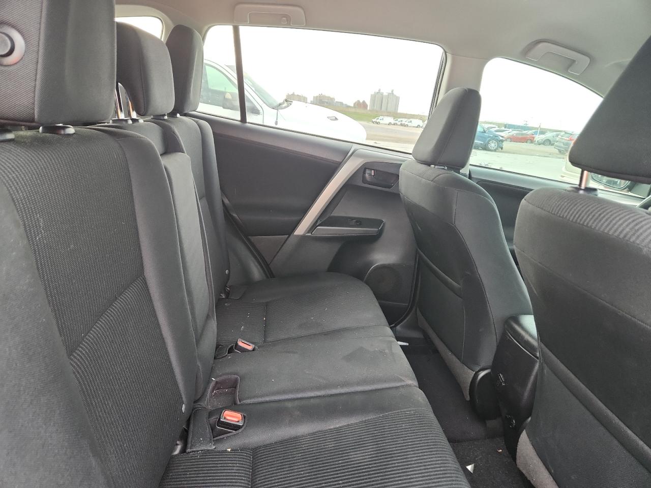 2018 Toyota Rav4 Le VIN: 2T3ZFREVXJW507600 Lot: 81991685