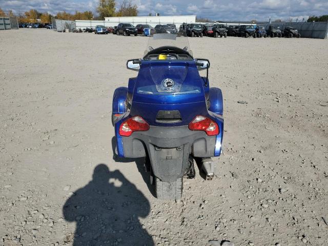2012 CAN-AM SPYDER ROADSTER RT  