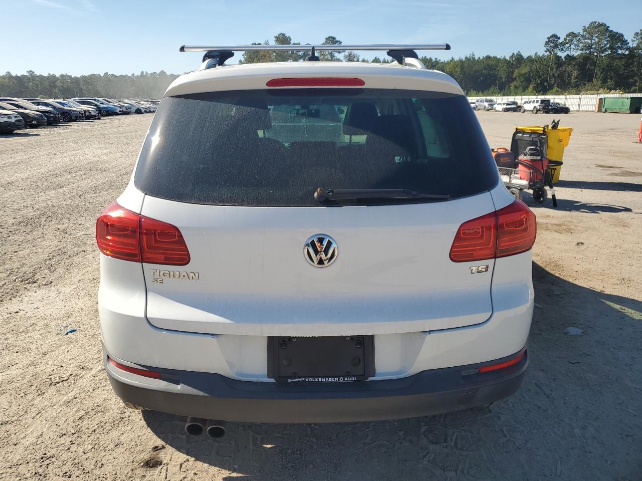 2017 Volkswagen Tiguan Wolfsburg VIN: WVGRV7AX2HK007878 Lot: 90006265