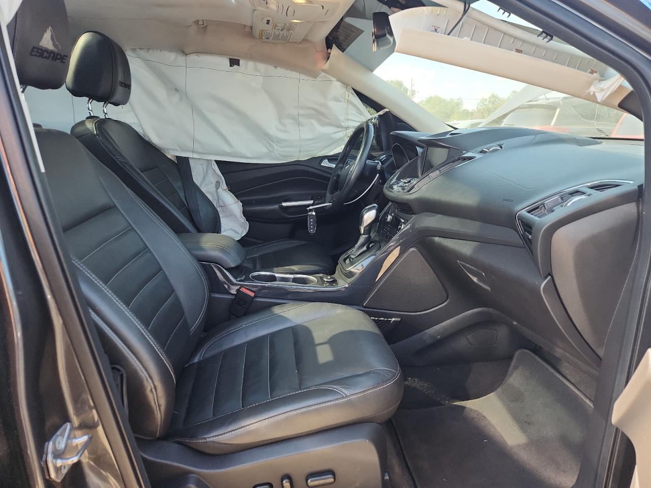 2015 Ford Escape Titanium VIN: 1FMCU9J9XFUA88037 Lot: 81329605