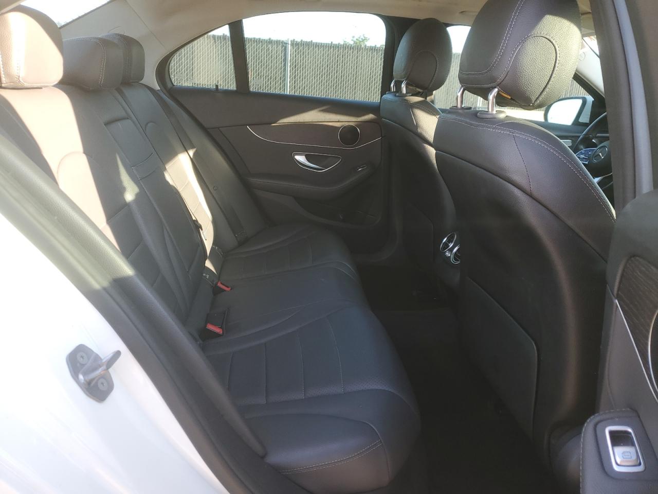 2019 Mercedes-Benz C 300 VIN: 55SWF8DB0KU297549 Lot: 89619405