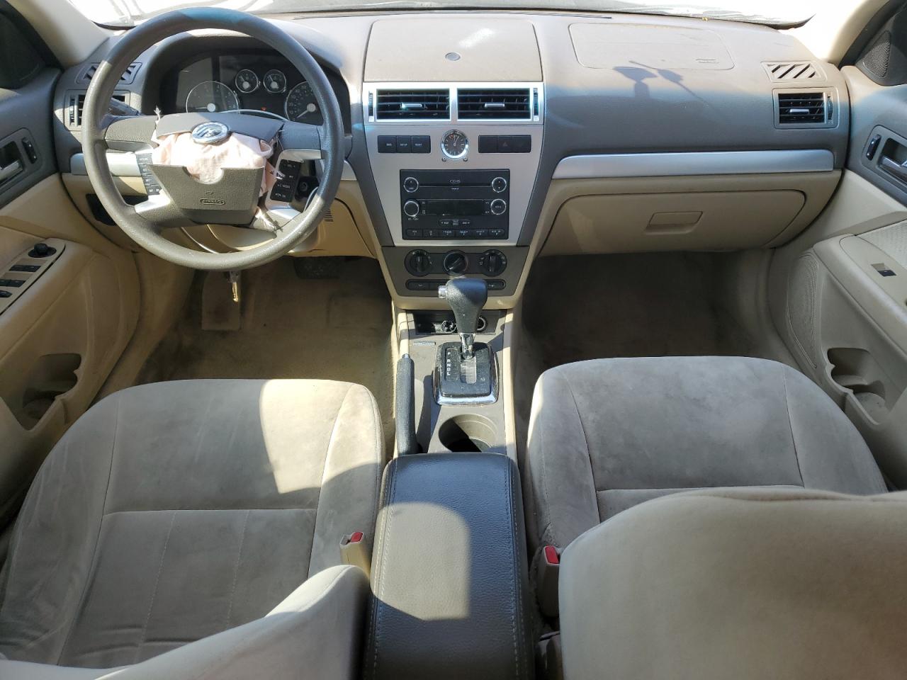 2008 Mercury Milan VIN: 3MEHM07Z28R638353 Lot: 81979165