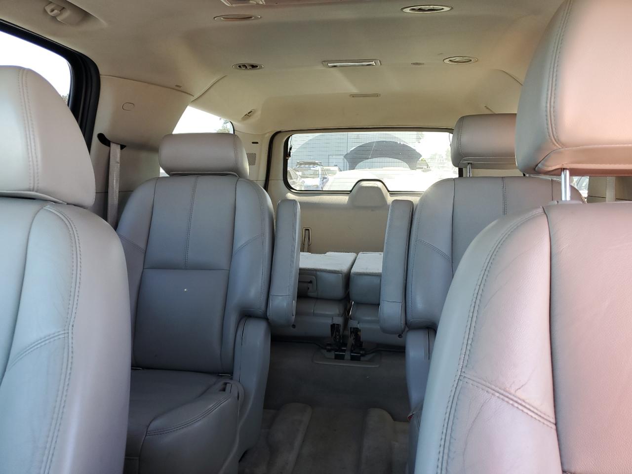 2007 Chevrolet Suburban K1500 VIN: 1GNFK16387J245023 Lot: 82278815