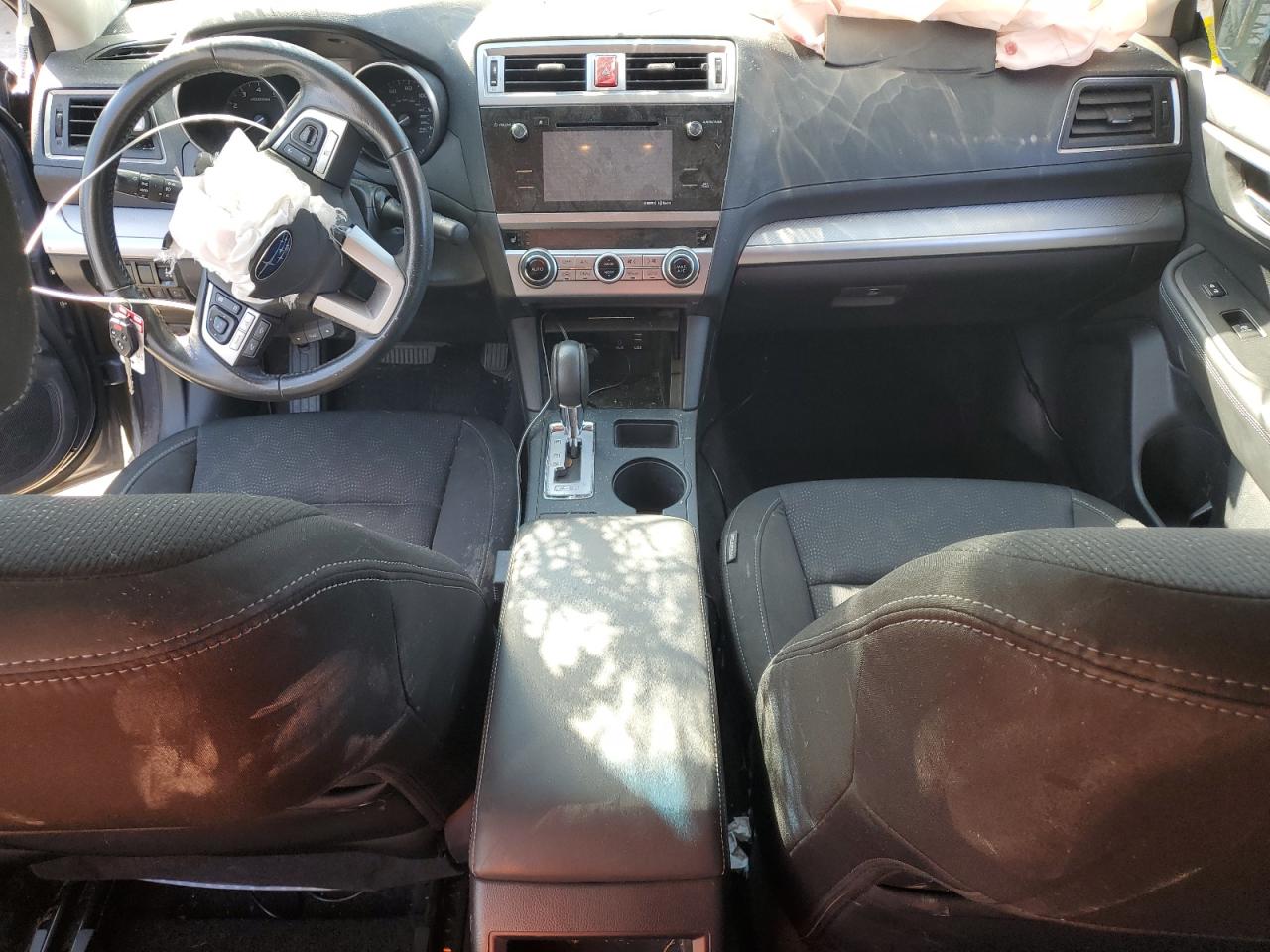 2015 Subaru Legacy 2.5I Premium VIN: 4S3BNAF62F3015425 Lot: 85319205