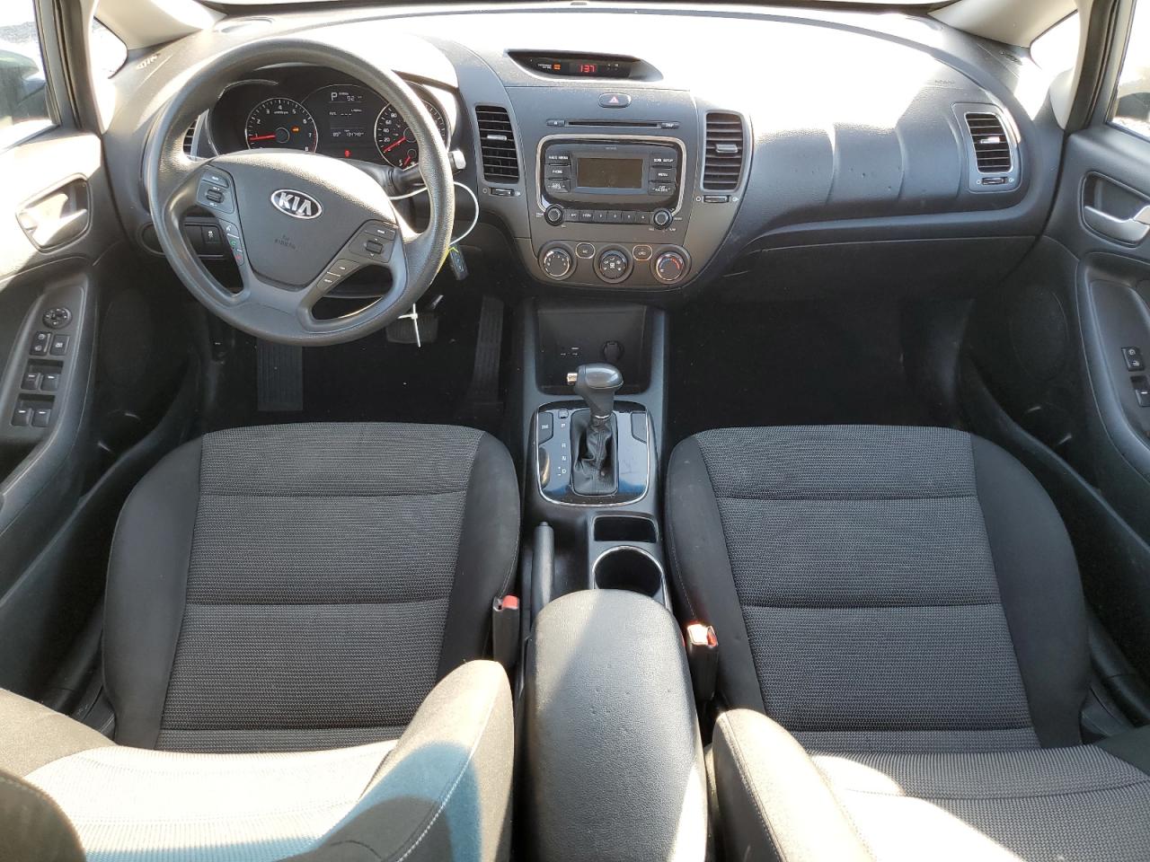 2017 Kia Forte Lx VIN: 3KPFK4A7XHE033937 Lot: 81476735