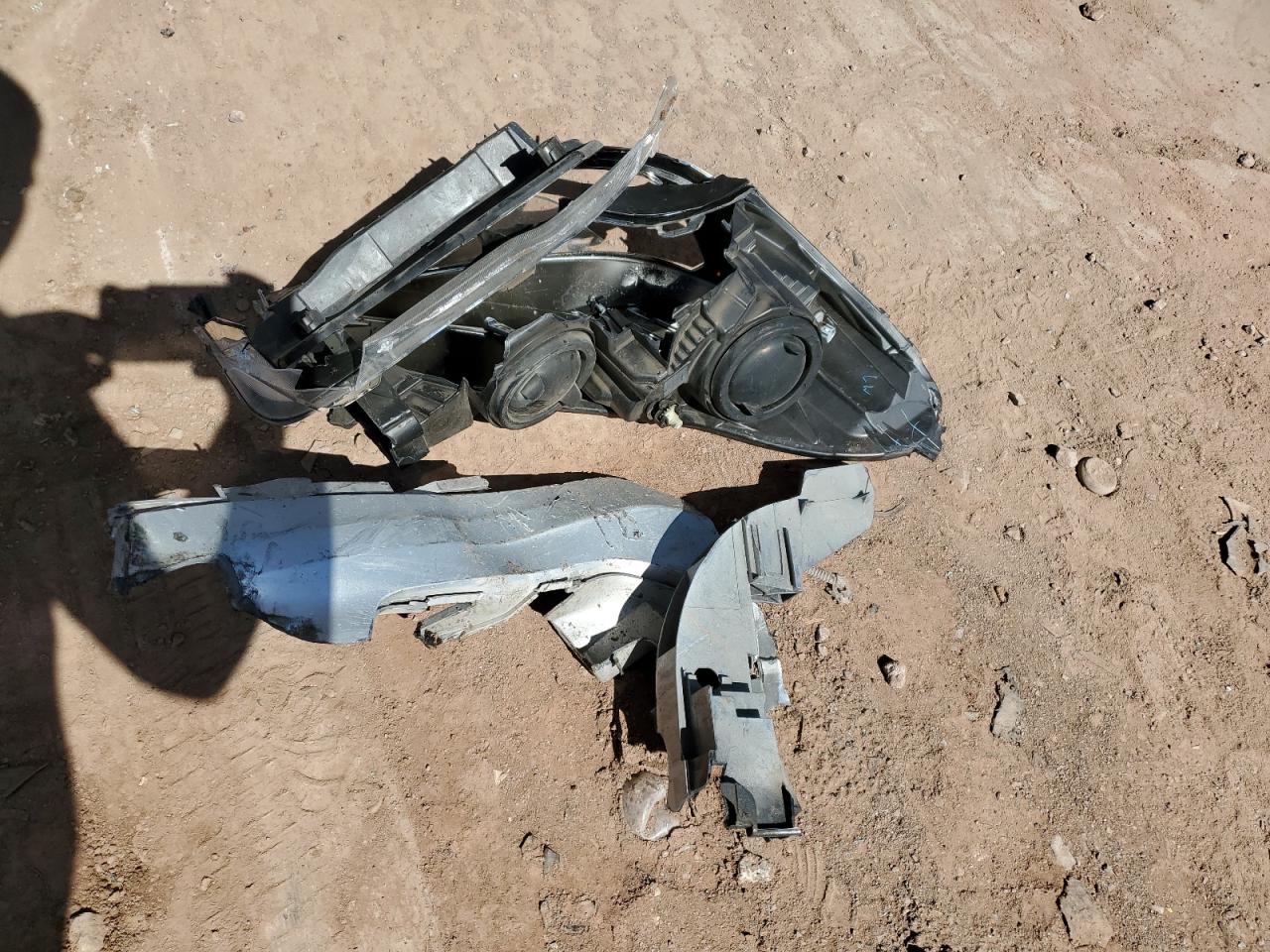 2017 Ford Escape S VIN: 1FMCU0F70HUD42618 Lot: 86826155