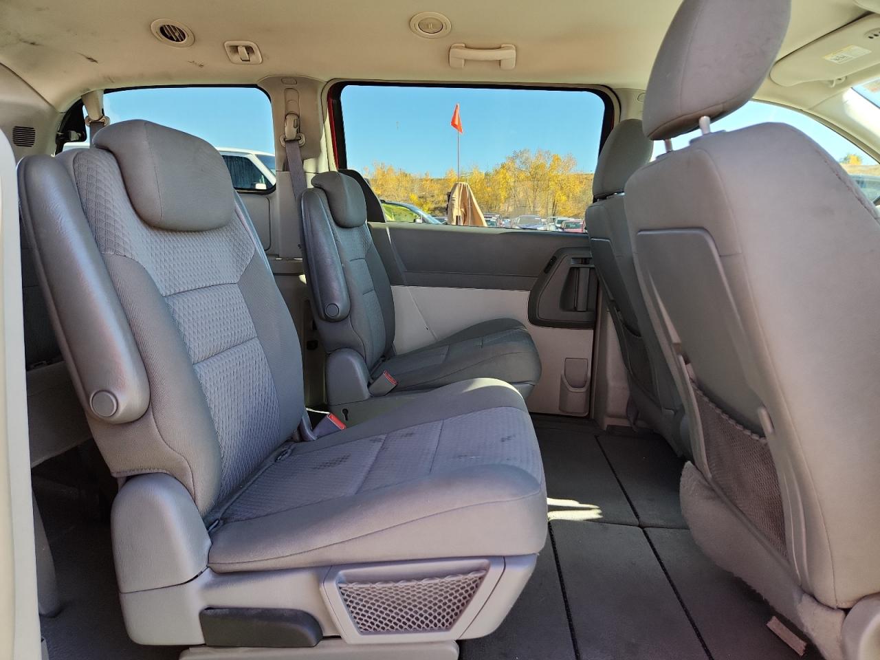 2010 Chrysler Town & Country Touring VIN: 2A4RR5D10AR232595 Lot: 90522955