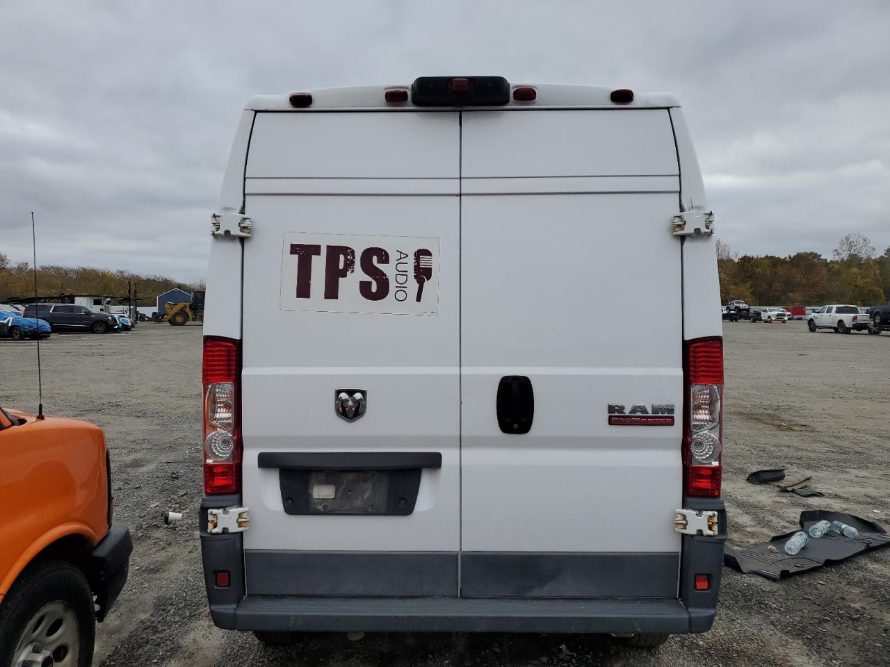 2018 Ram Promaster 2500 2500 High VIN: 3C6TRVCG3JE139631 Lot: 90241295