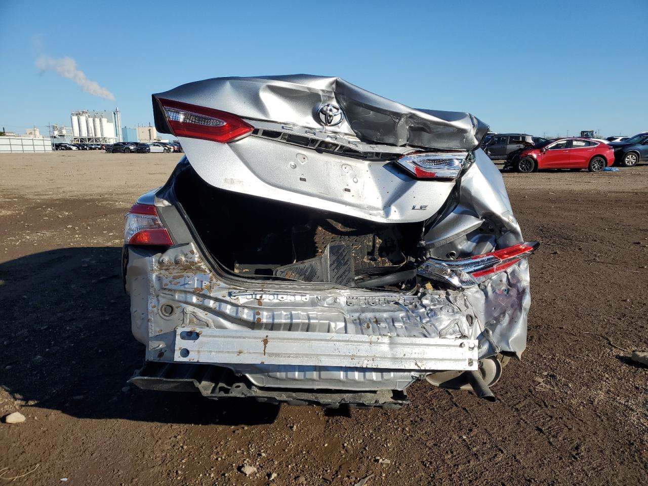 2020 Toyota Camry Le VIN: 4T1C11AK9LU940693 Lot: 85765385