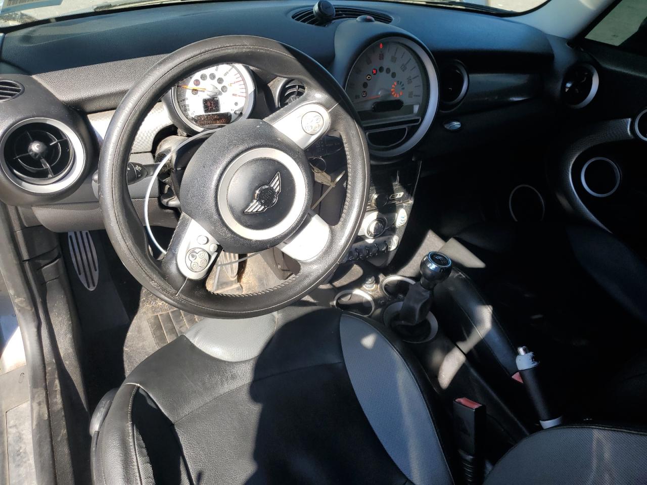 2009 Mini Cooper S VIN: WMWMF73579TT94797 Lot: 86614555