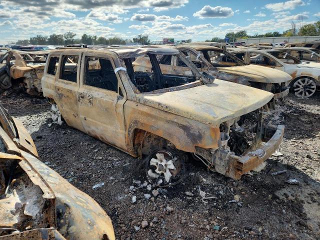 Паркетники JEEP PATRIOT 2014 Красный