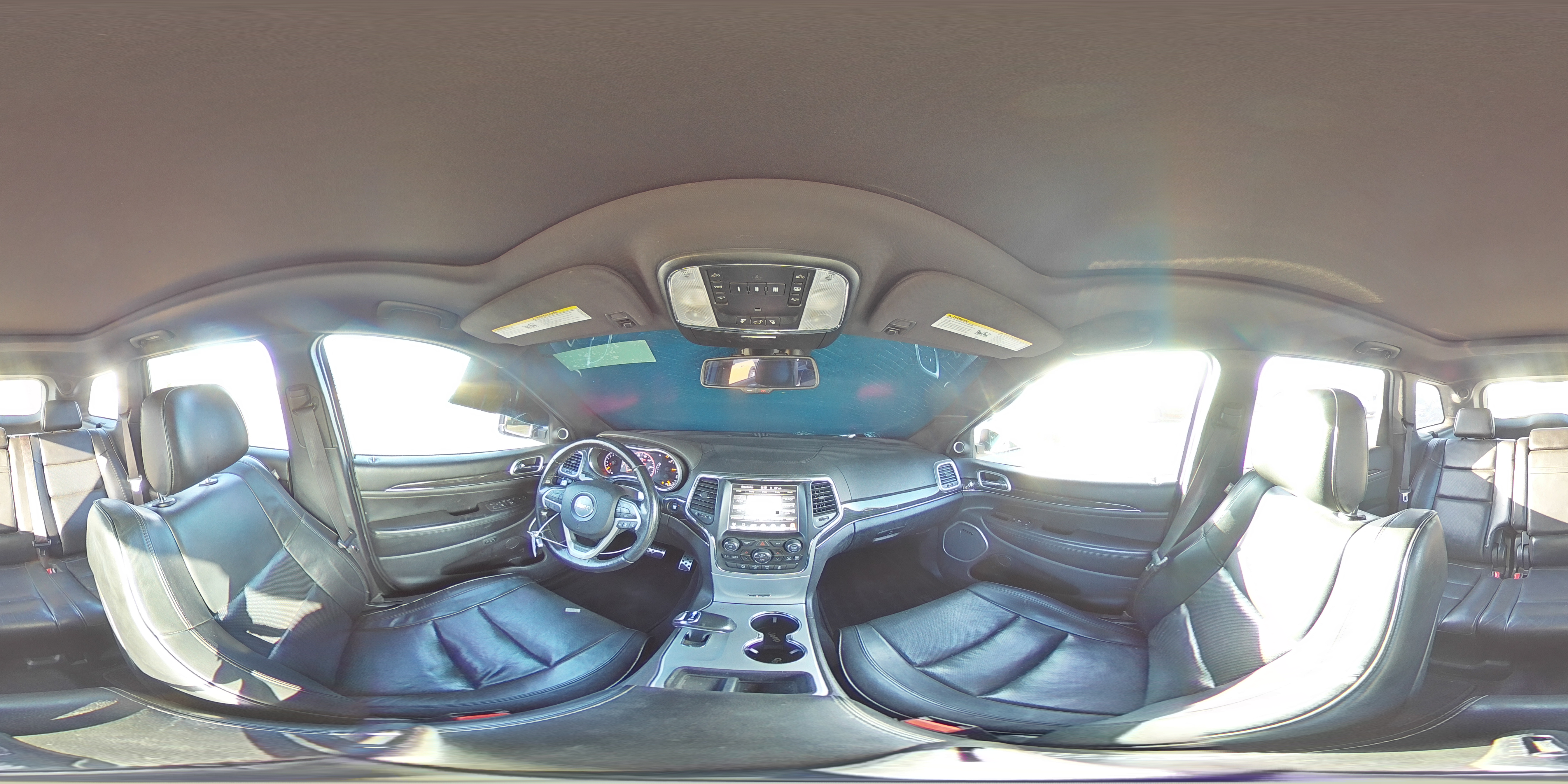 2015 Jeep Grand Cherokee Overland VIN: 1C4RJECG1FC231961 Lot: 82002425