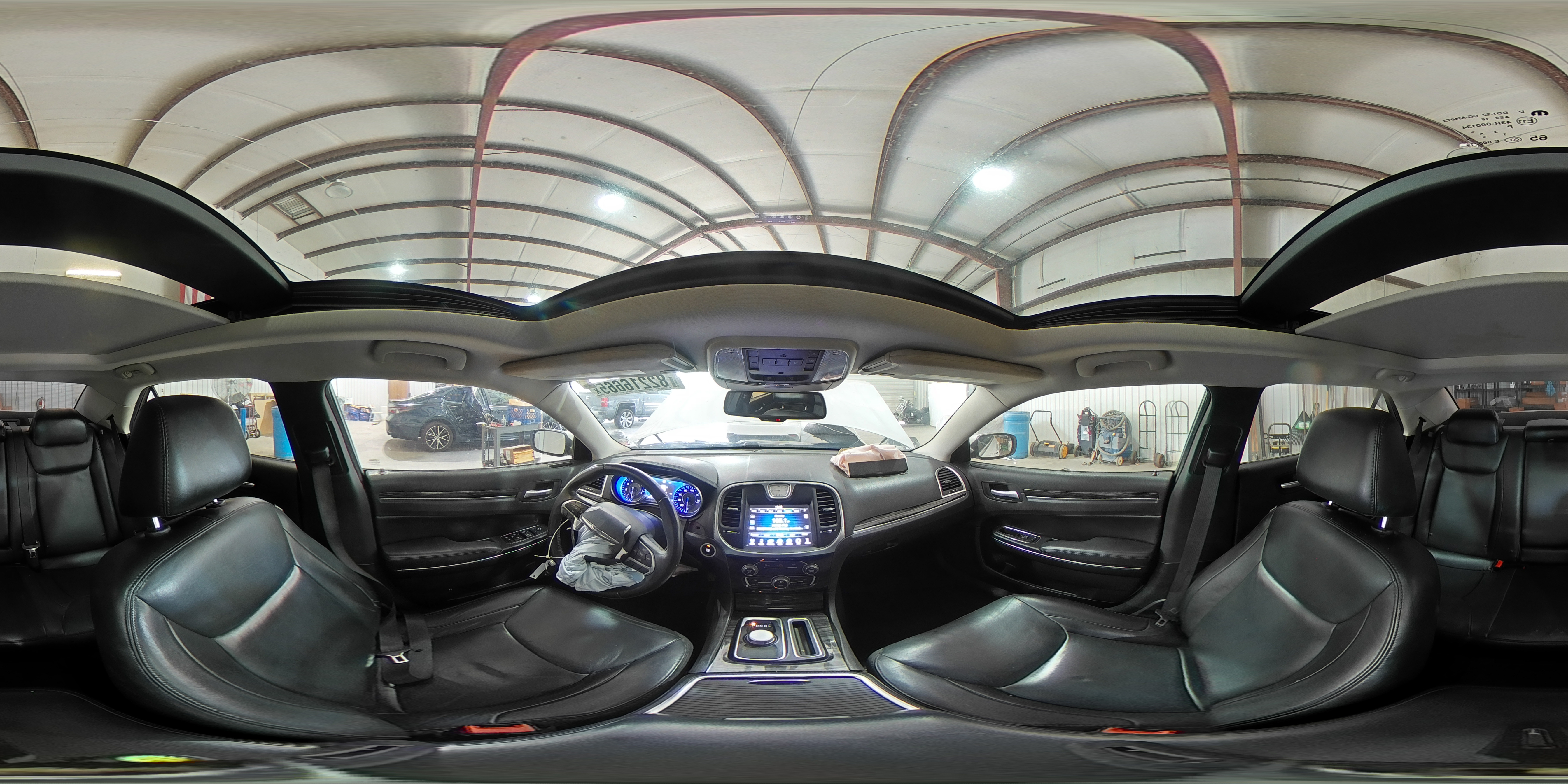 2016 Chrysler 300 Limited VIN: 2C3CCAAG1GH252940 Lot: 82216665