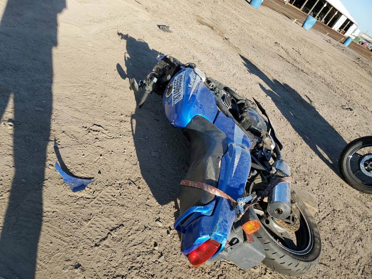 2000 Kawasaki Ex500 D VIN: JKAEXVD15YA056520 Lot: 87486555