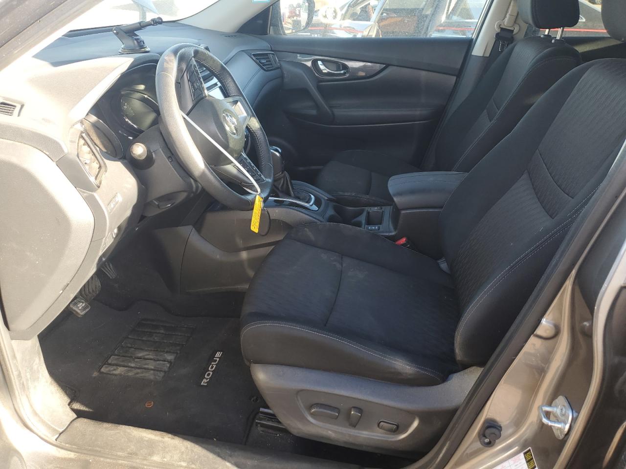 2019 Nissan Rogue S VIN: KNMAT2MV3KP552745 Lot: 86337275