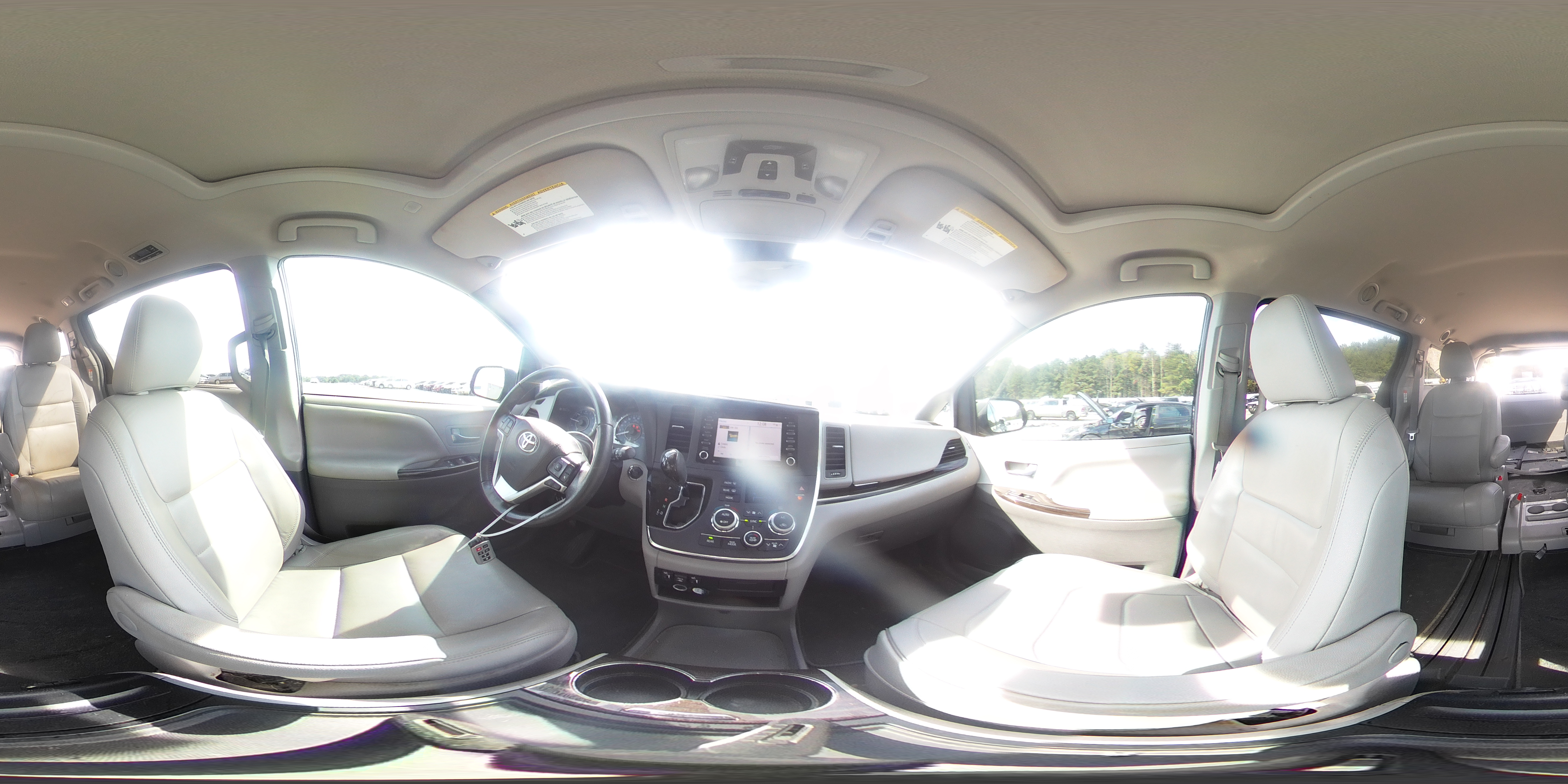 2019 Toyota Sienna Xle VIN: 5TDYZ3DC9KS004627 Lot: 82292905