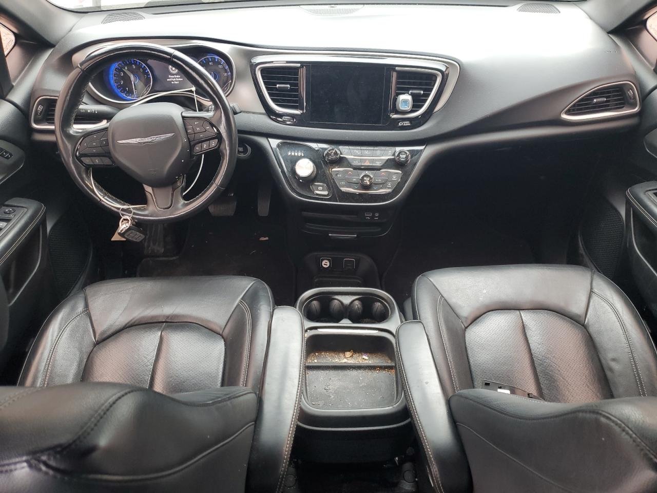 2020 Chrysler Pacifica Touring L VIN: 2C4RC3BG1LR270925 Lot: 85172885