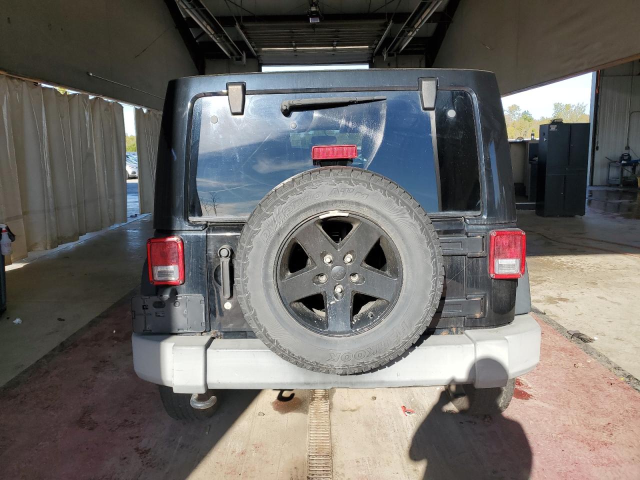 2016 Jeep Wrangler Unlimited Sport VIN: 1C4BJWDG4GL156843 Lot: 84837665
