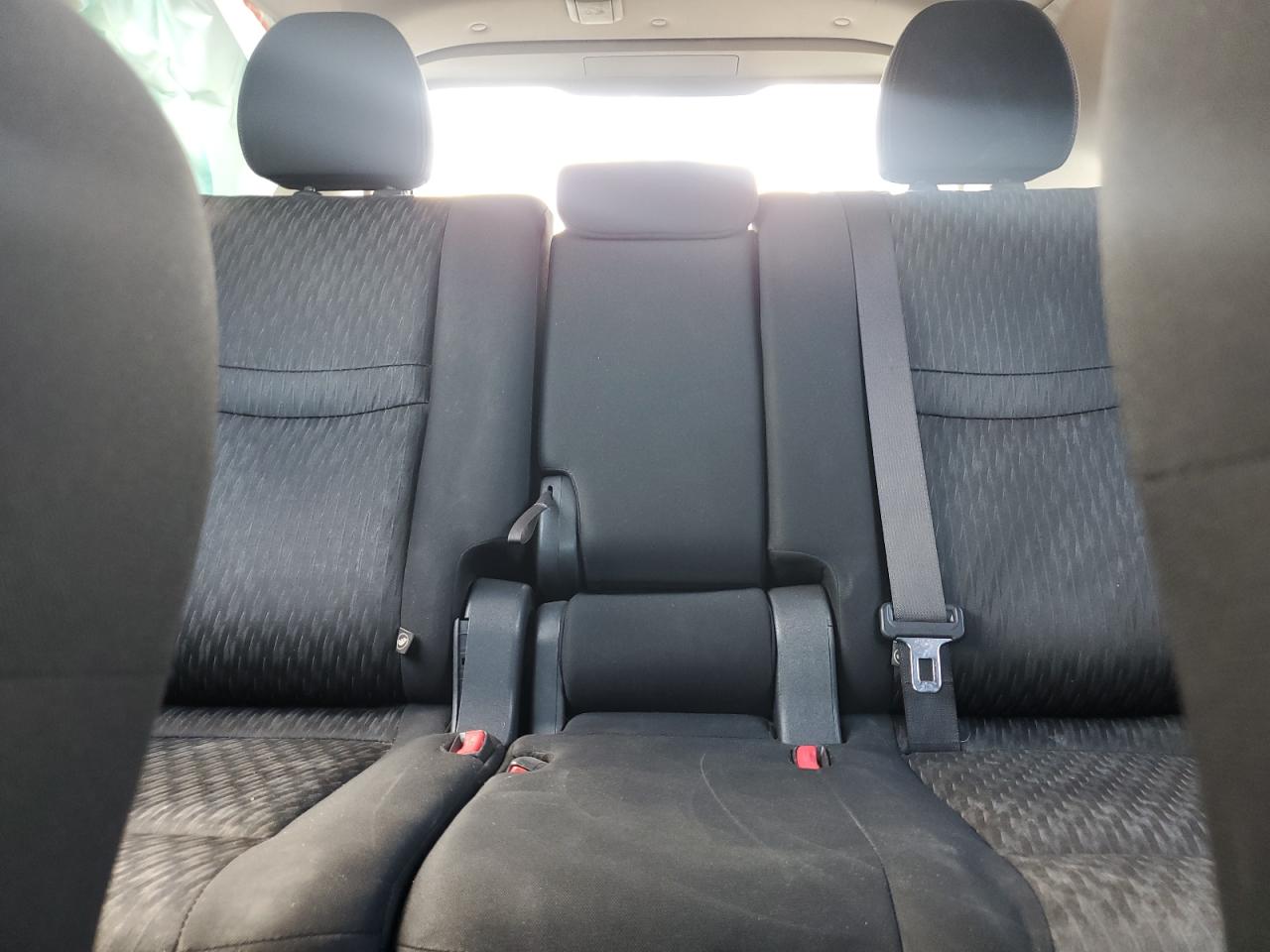 2017 Nissan Rogue S VIN: KNMAT2MT5HP506373 Lot: 82457055