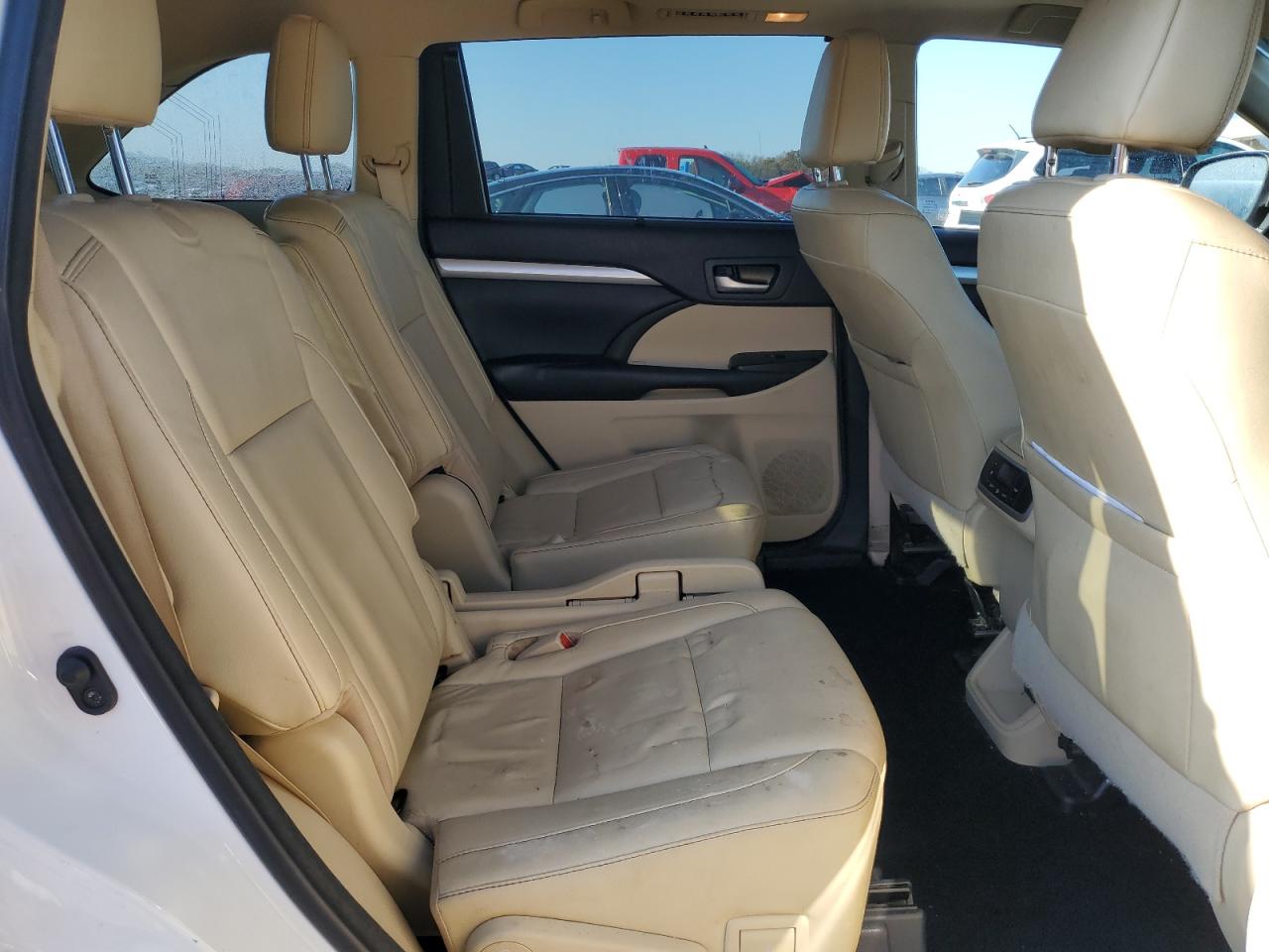 2018 Toyota Highlander Se VIN: 5TDJZRFH8JS486096 Lot: 90741495