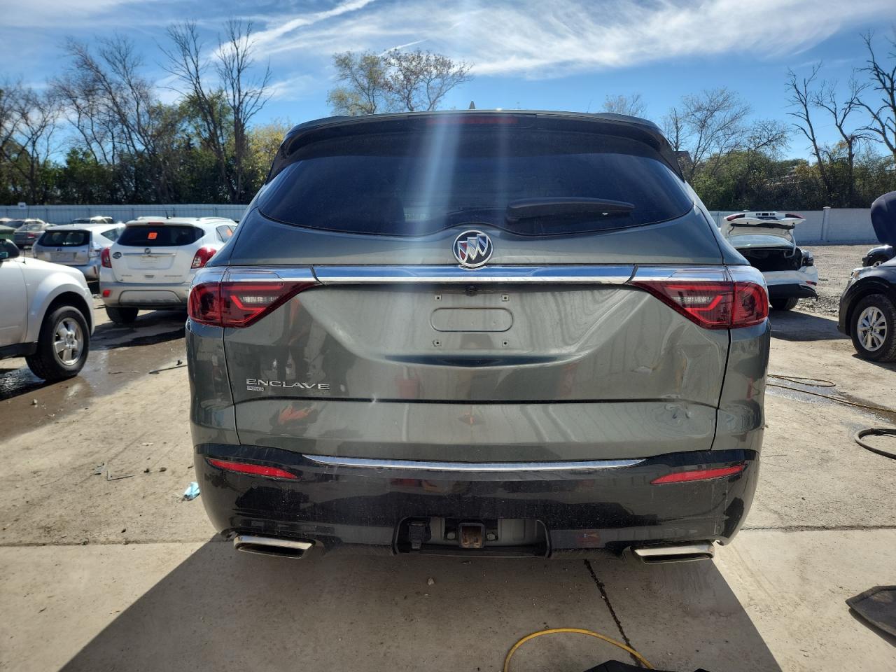 2024 Buick Enclave Essence VIN: 5GAEVAKW4RJ104823 Lot: 89648365