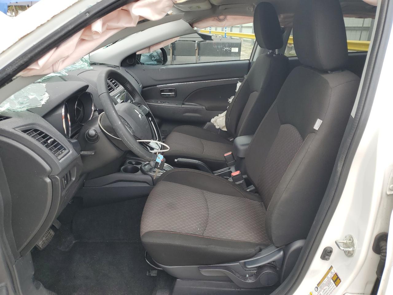 2017 Mitsubishi Outlander Sport Es VIN: JA4AP3AU2HZ046725 Lot: 84474445