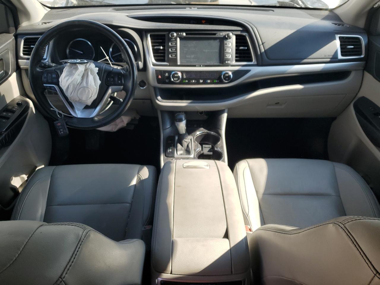 2014 Toyota Highlander Xle VIN: 5TDJKRFH6ES058196 Lot: 85298445