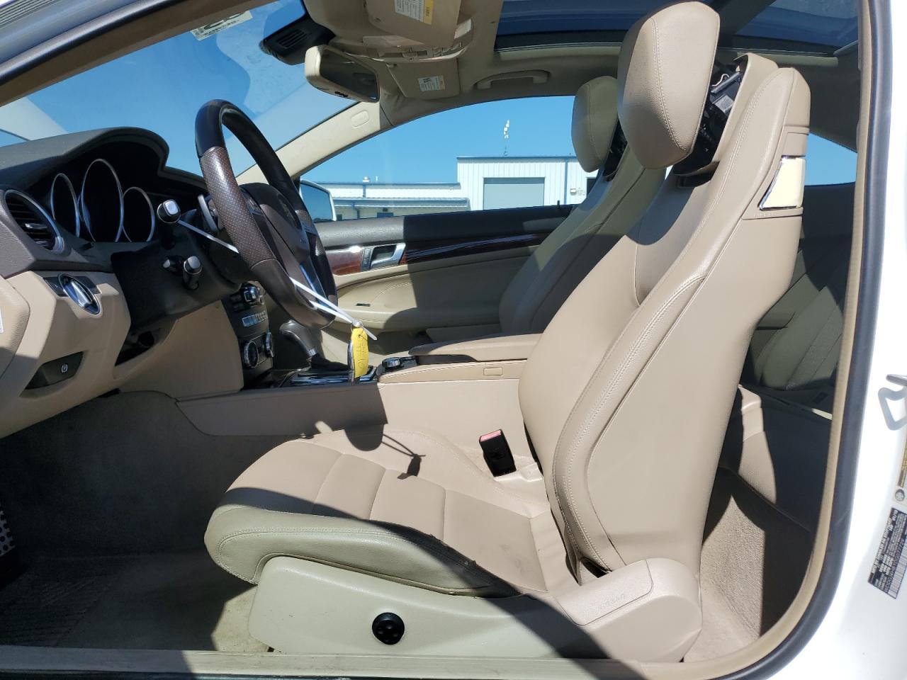 2013 Mercedes-Benz C 250 VIN: WDDGJ4HB1DG077729 Lot: 82213575