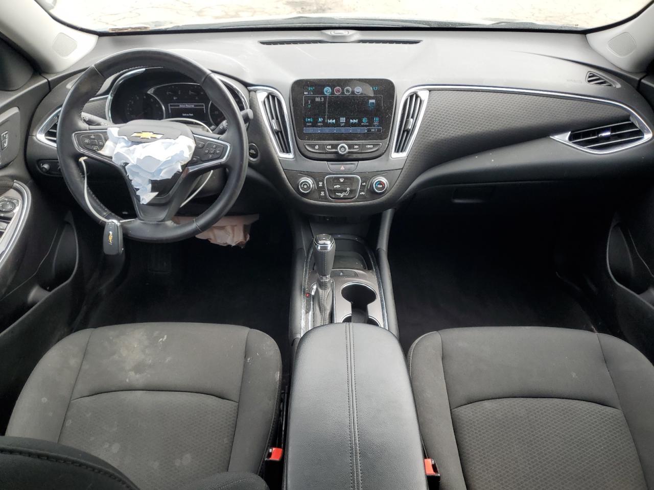 2017 Chevrolet Malibu Lt VIN: 1G1ZE5ST0HF125692 Lot: 82296445