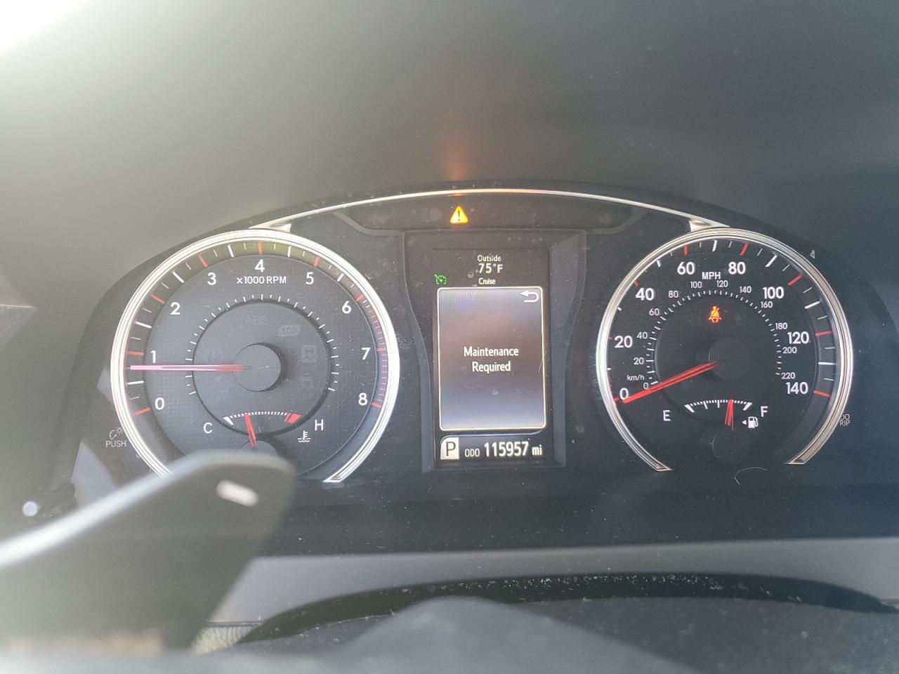 2015 Toyota Camry Le VIN: 4T1BF1FK8FU070798 Lot: 82188135