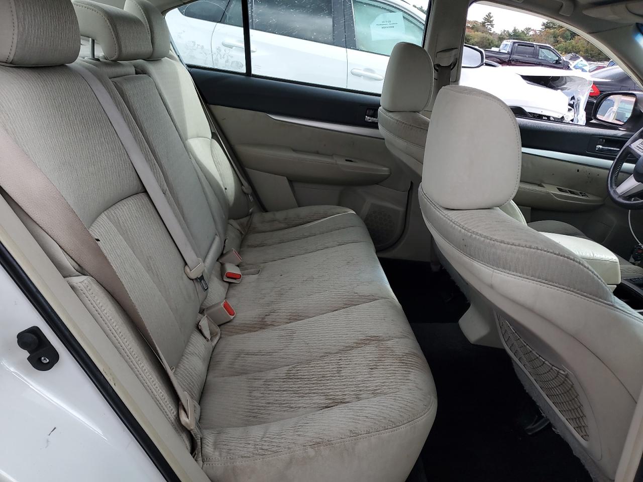 2010 Subaru Legacy 2.5I Premium VIN: 4S3BMBG62A3235552 Lot: 86650145