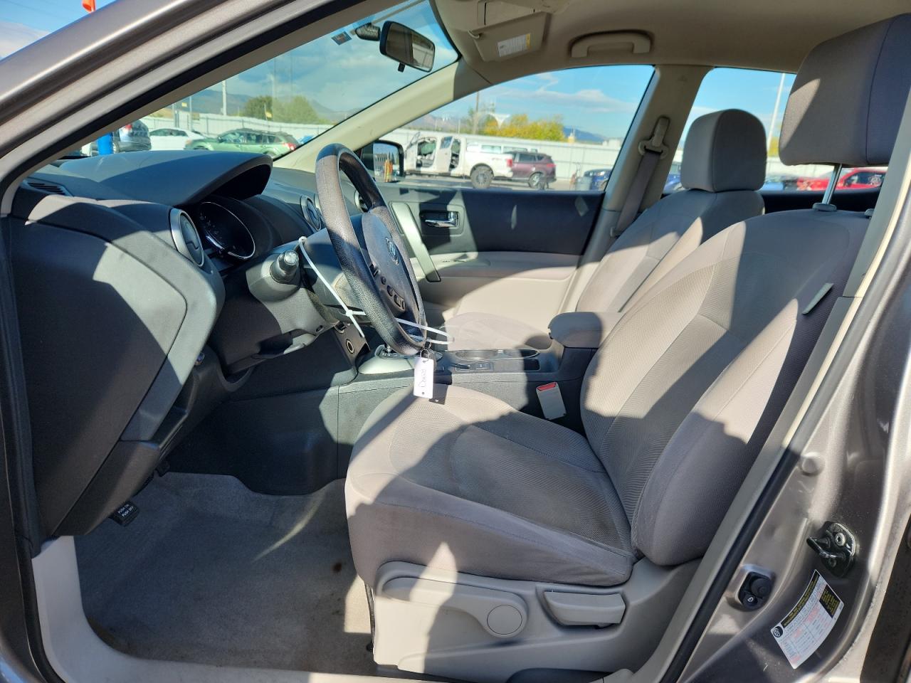 2014 Nissan Rogue Select S VIN: JN8AS5MV8EW711763 Lot: 86330835