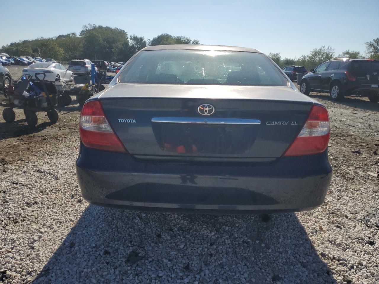 2004 Toyota Camry Le VIN: 4T1BE30K24U292998 Lot: 82264395