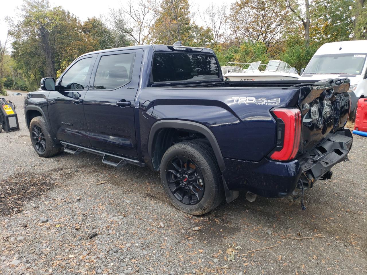 2024 Toyota Tundra Crewmax Limited blue  hybrid engine 5TFWC5DB9RX048076 photo #3