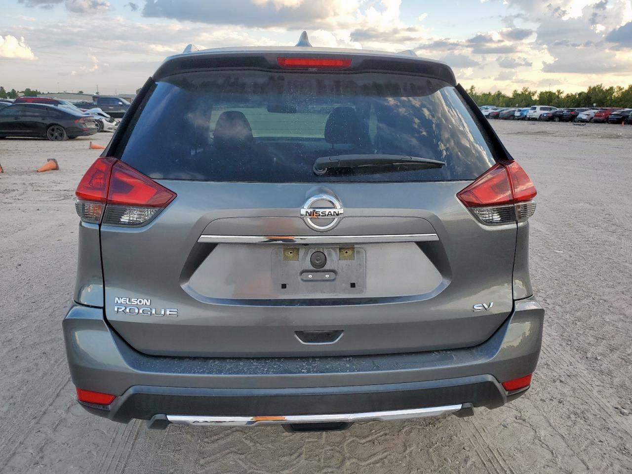 2018 Nissan Rogue S VIN: KNMAT2MT3JP515336 Lot: 82309745