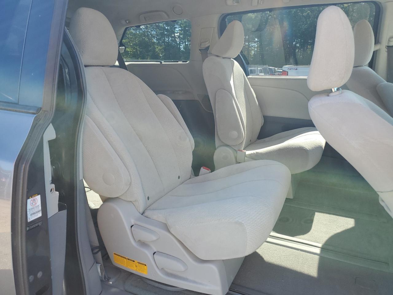 2011 Toyota Sienna Le VIN: 5TDJK3DC0BS016347 Lot: 82002085