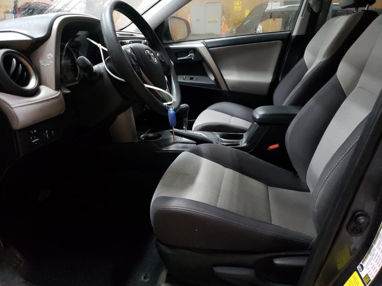 2015 Toyota Rav4 Xle VIN: 2T3WFREV2FW186873 Lot: 90125605