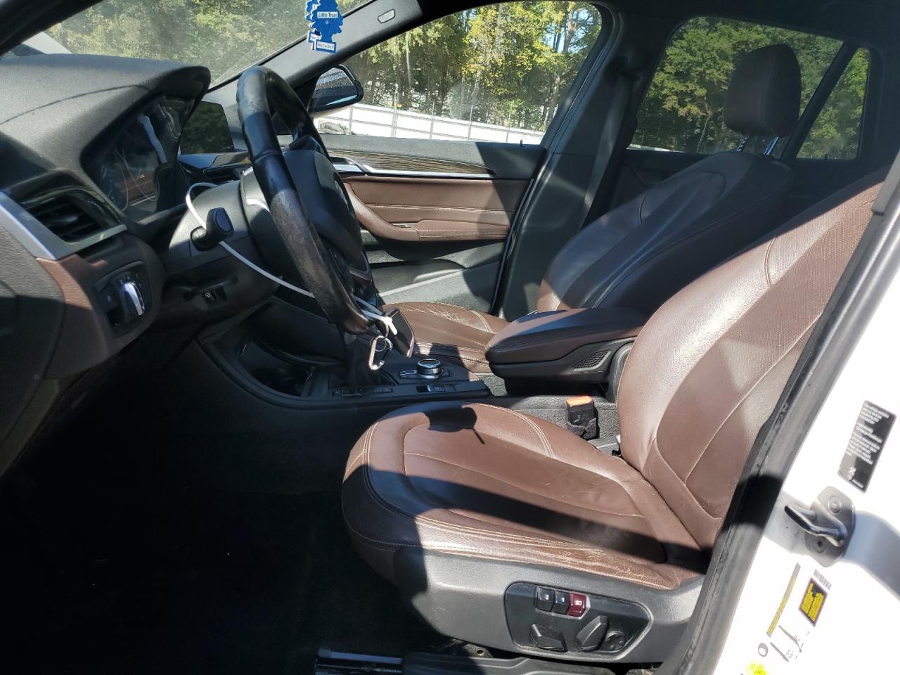 2018 BMW X1 xDrive28I VIN: WBXHT3C37J5K27582 Lot: 82433665