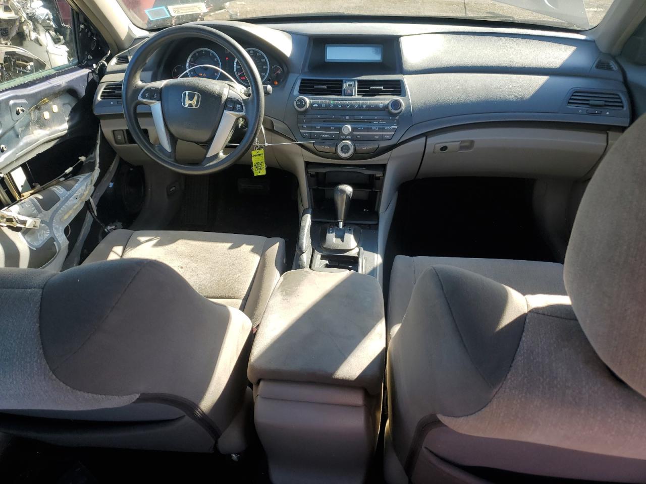 2008 Honda Accord Lx VIN: 1HGCP26308A164068 Lot: 83795655
