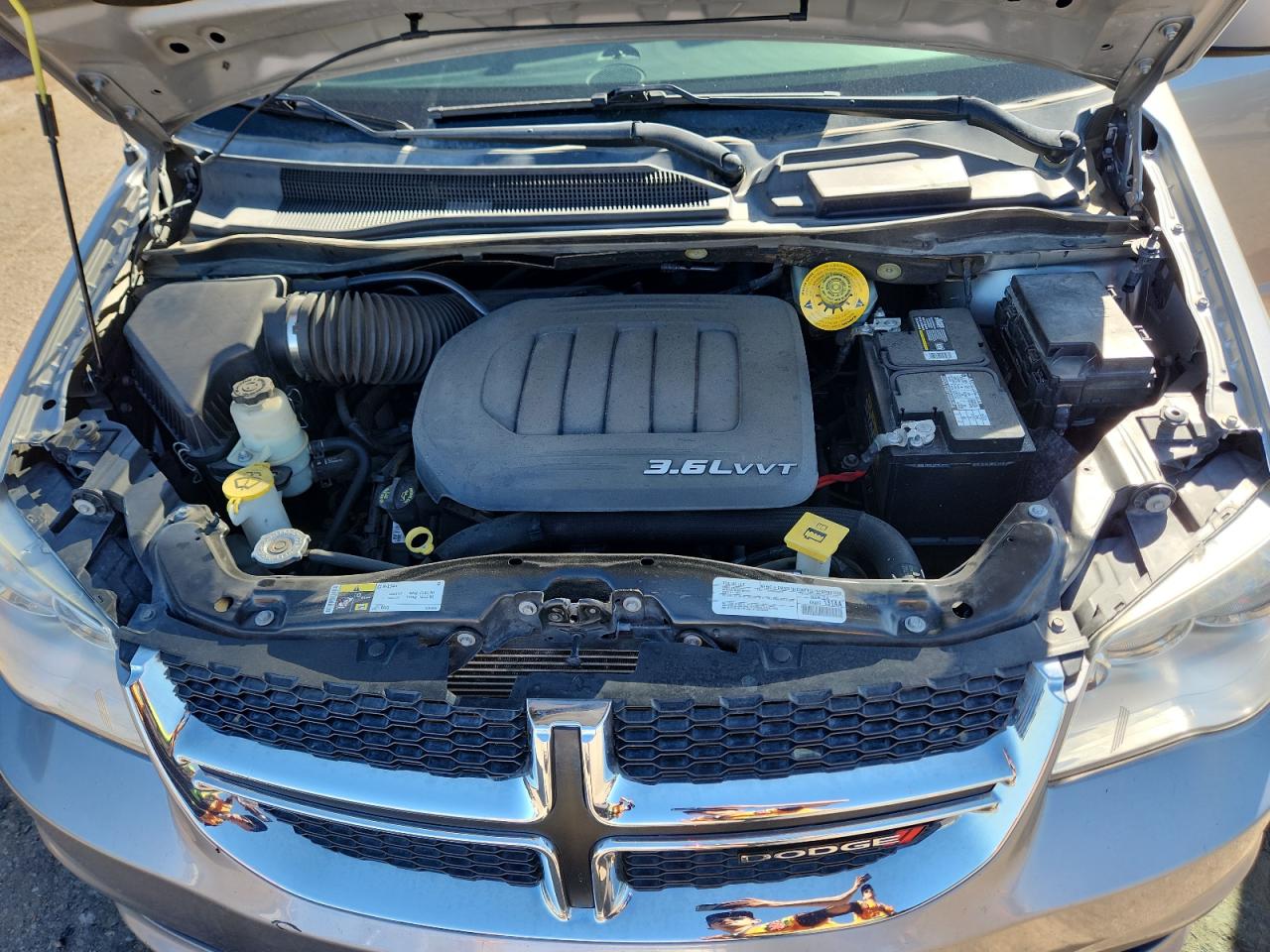 2018 Dodge Grand Caravan Sxt VIN: 2C4RDGCG4JR214784 Lot: 84444145