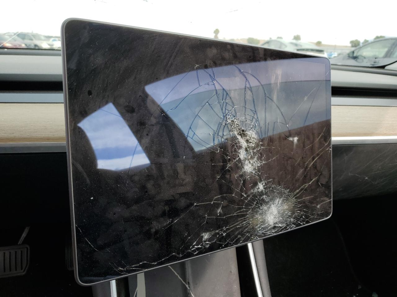 2018 Tesla Model 3 VIN: 5YJ3E1EA5JF172663 Lot: 85147265