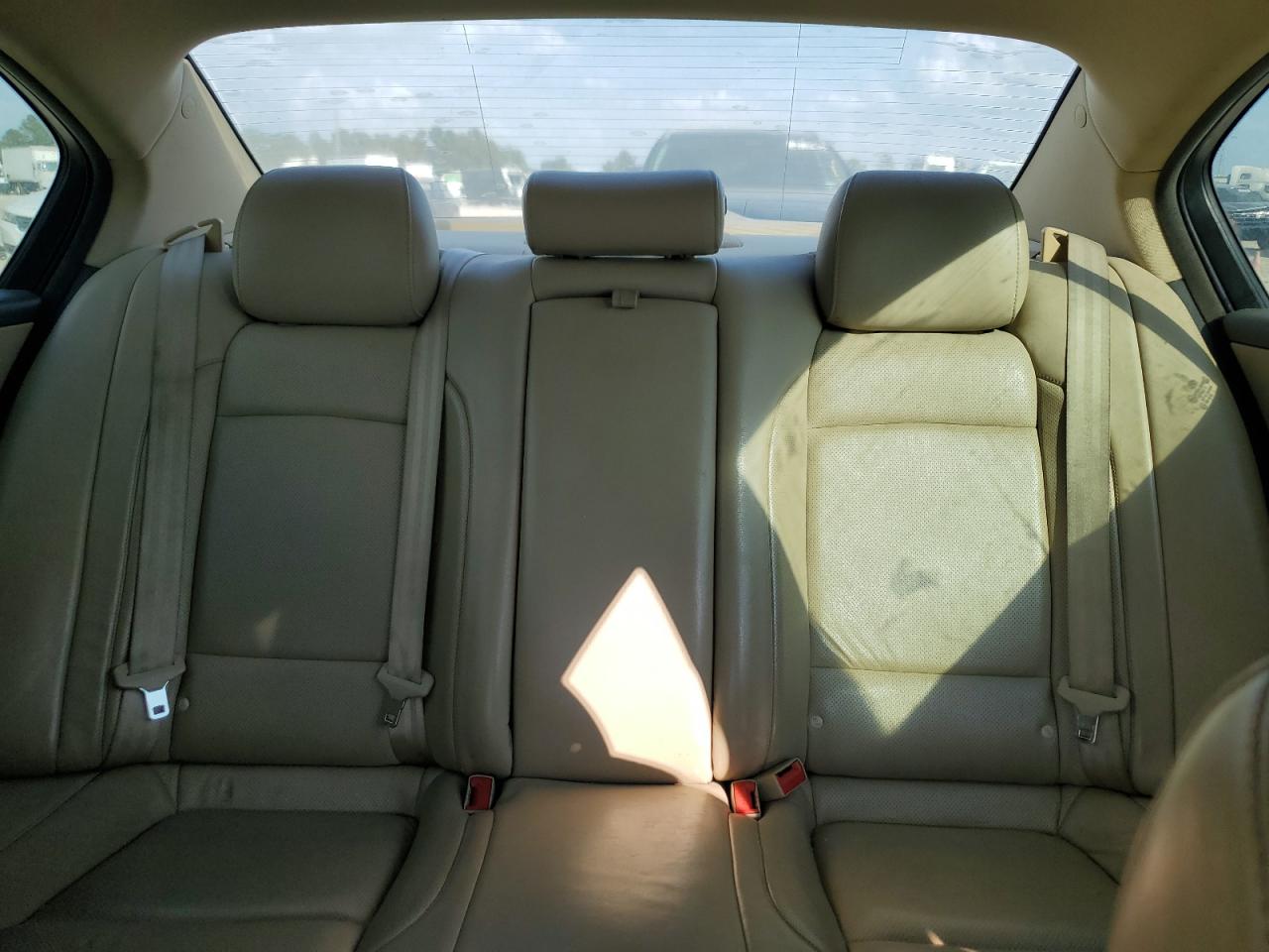 2011 Hyundai Genesis 3.8L VIN: KMHGC4DE7BU133106 Lot: 87419005